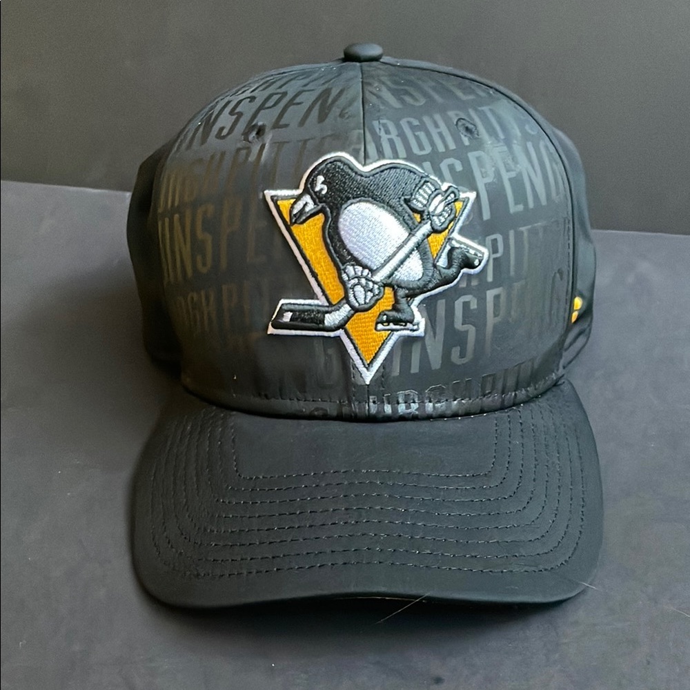 Black Fanatics Pittsburgh Penguins Cap
